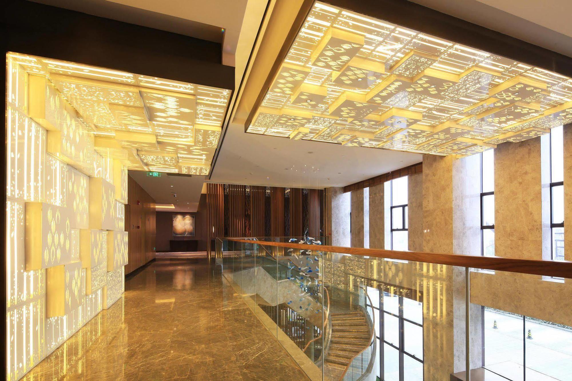 Hilton Garden Inn Fuzhou Cangshan Exteriör bild